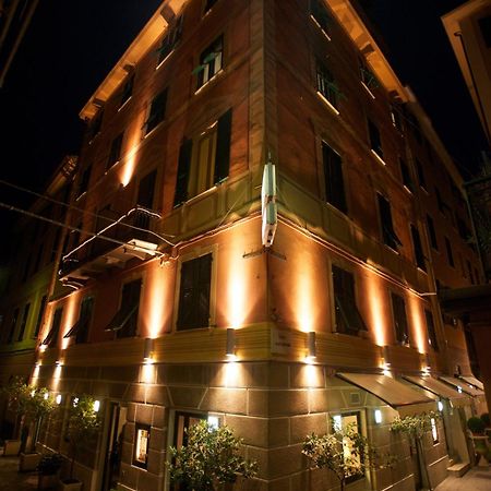 Hotel Astigiana & Appartamenti ヴァラッツェ エクステリア 写真