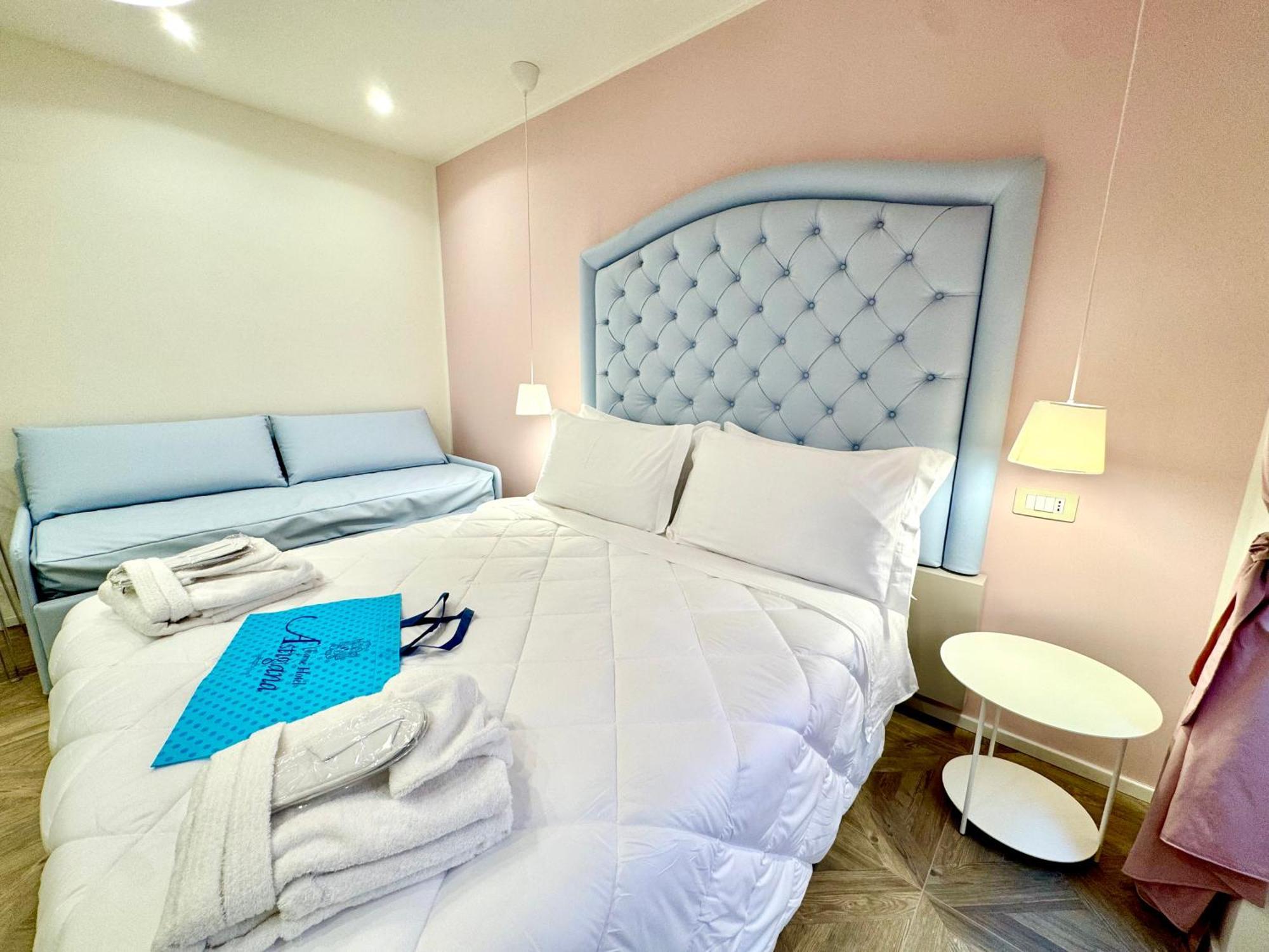 Hotel Astigiana & Appartamenti ヴァラッツェ エクステリア 写真
